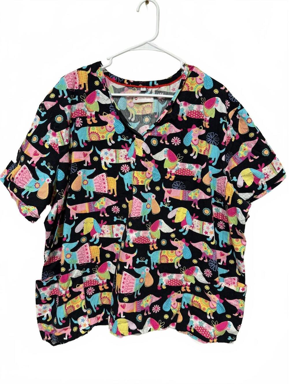 White Cross XL Dog Print V-Neck Scrub Top Black Multicolor